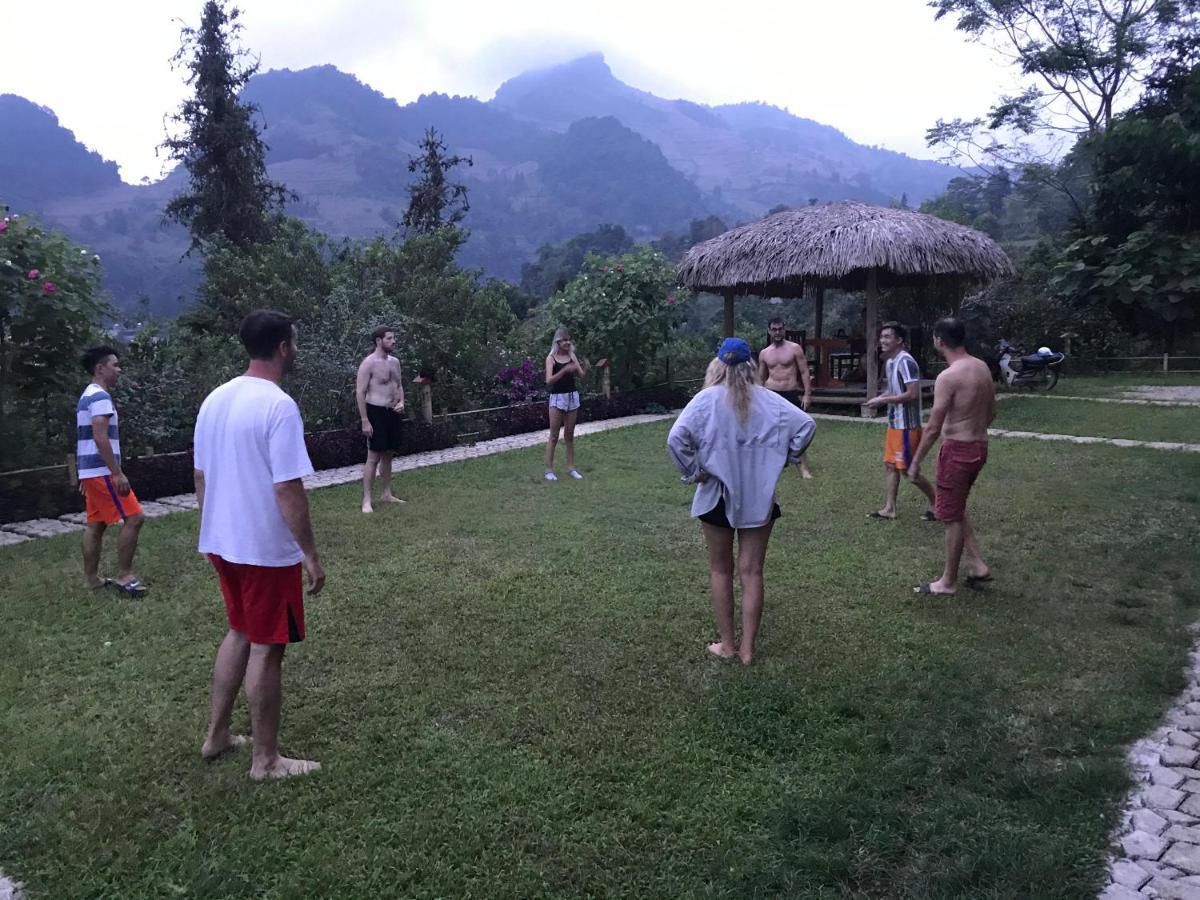 So H'Mong Homestay Бакха Экстерьер фото