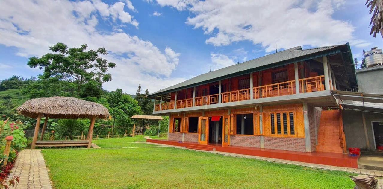 So H'Mong Homestay Бакха Экстерьер фото